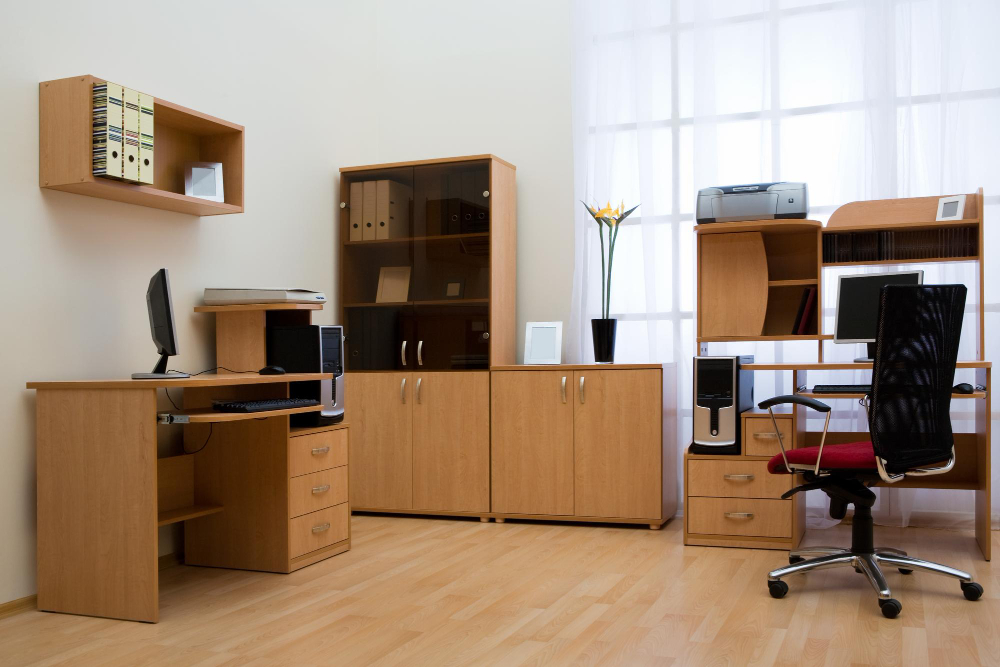 How Office Furniture with Storage Can Help You Maximize Your Space